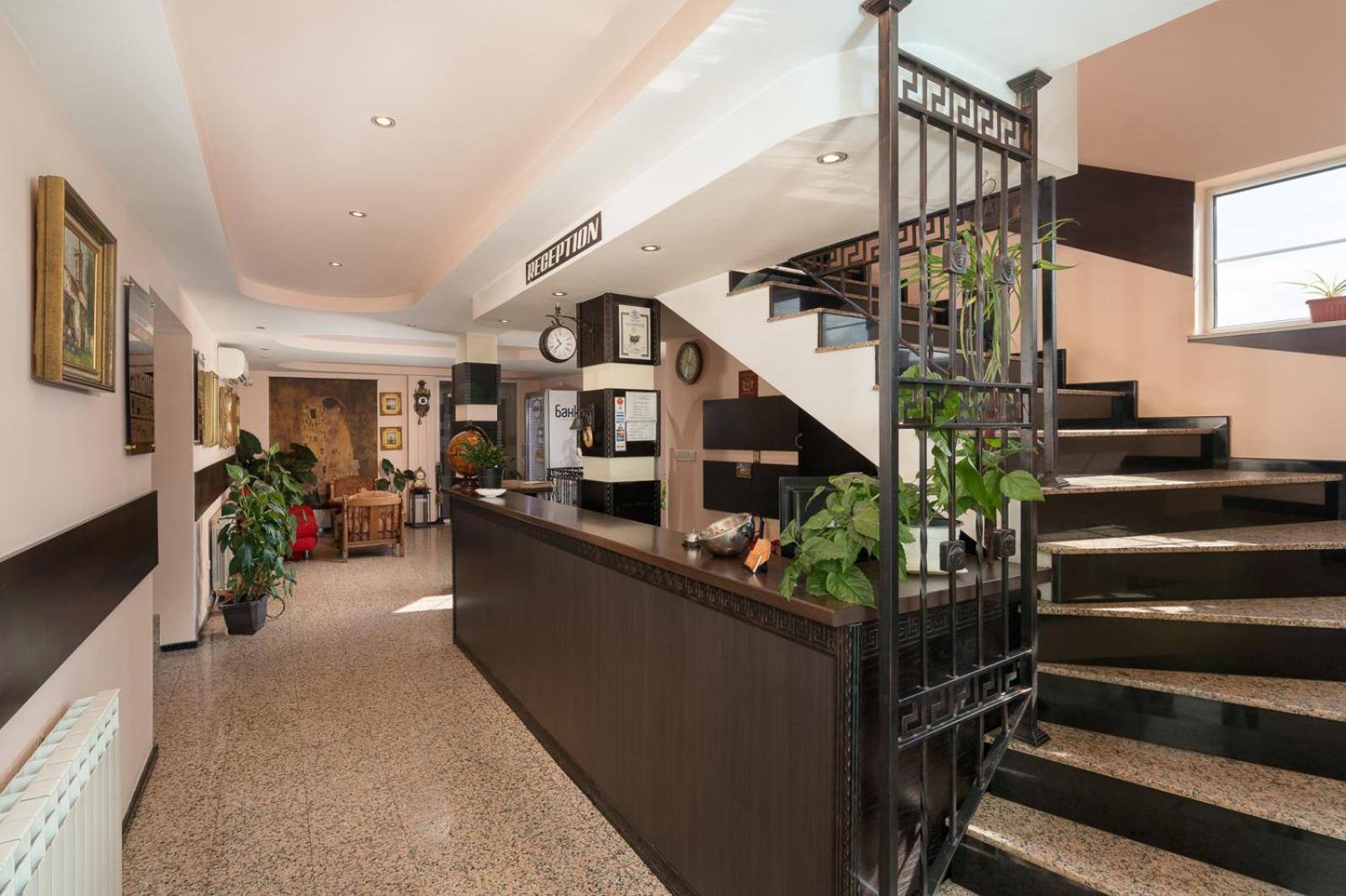Hotel Orlando Sofia Bagian luar foto